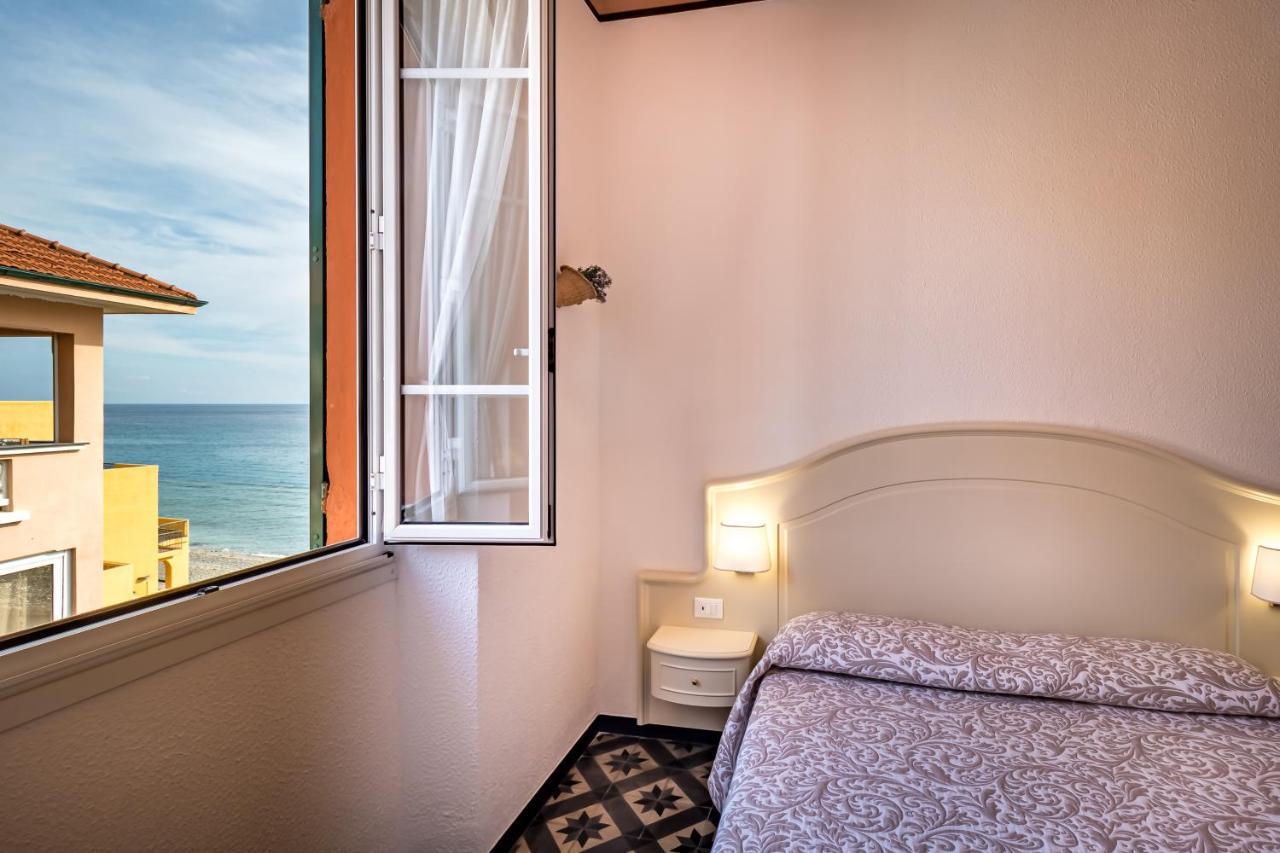 Miramare Di Varigotti Extérieur photo